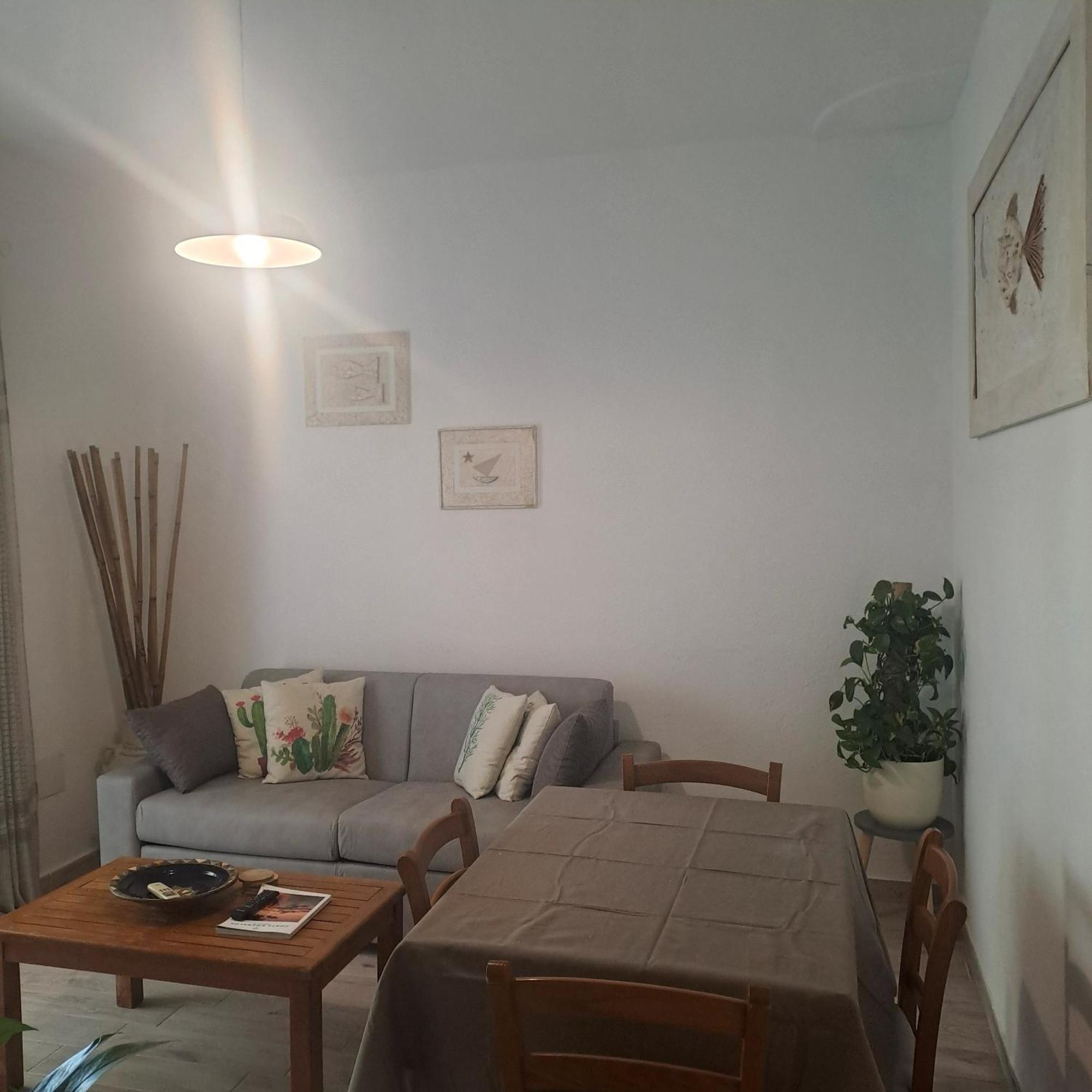 Casa Oleandri Villa Golfo Aranci Luaran gambar