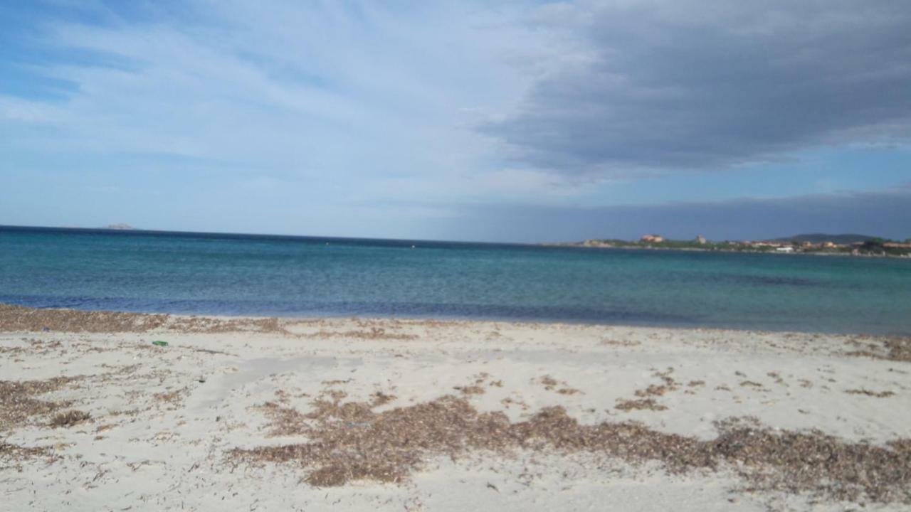 Casa Oleandri Villa Golfo Aranci Luaran gambar
